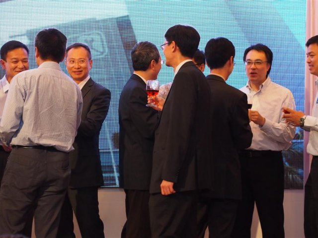 P9273553 (Large)